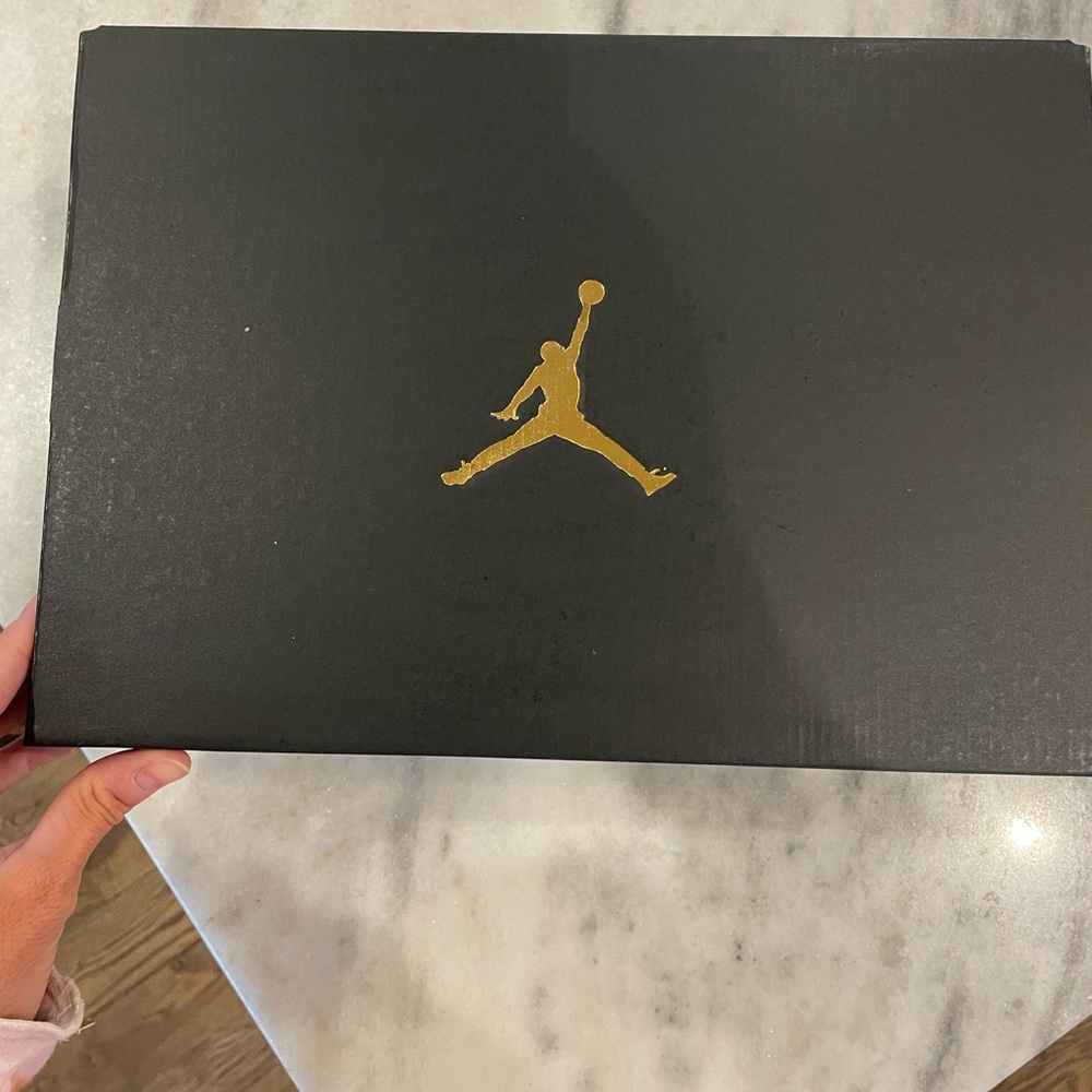 Air Jordan 1 Mid • Armory Navy / White-Black - Picture 2 of 8